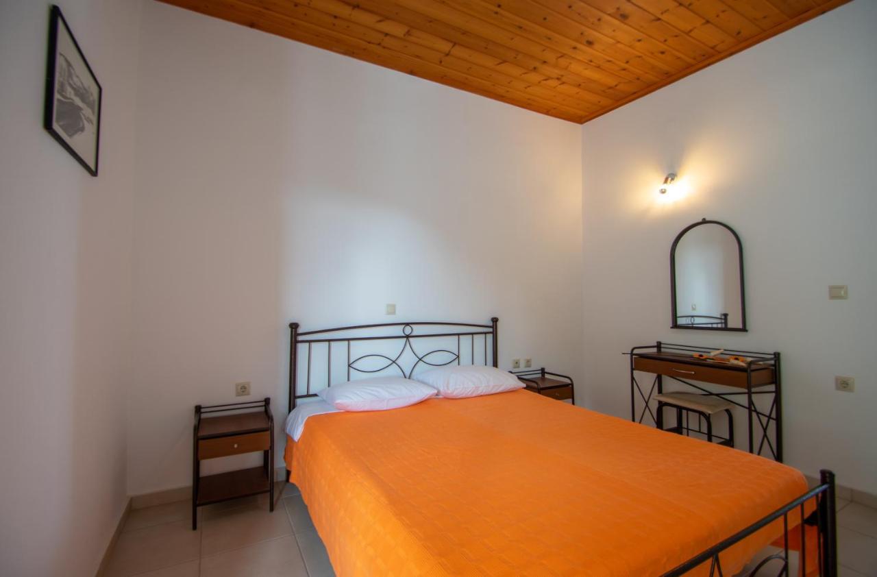Family Private Homes & Sea View Lithakia  Buitenkant foto