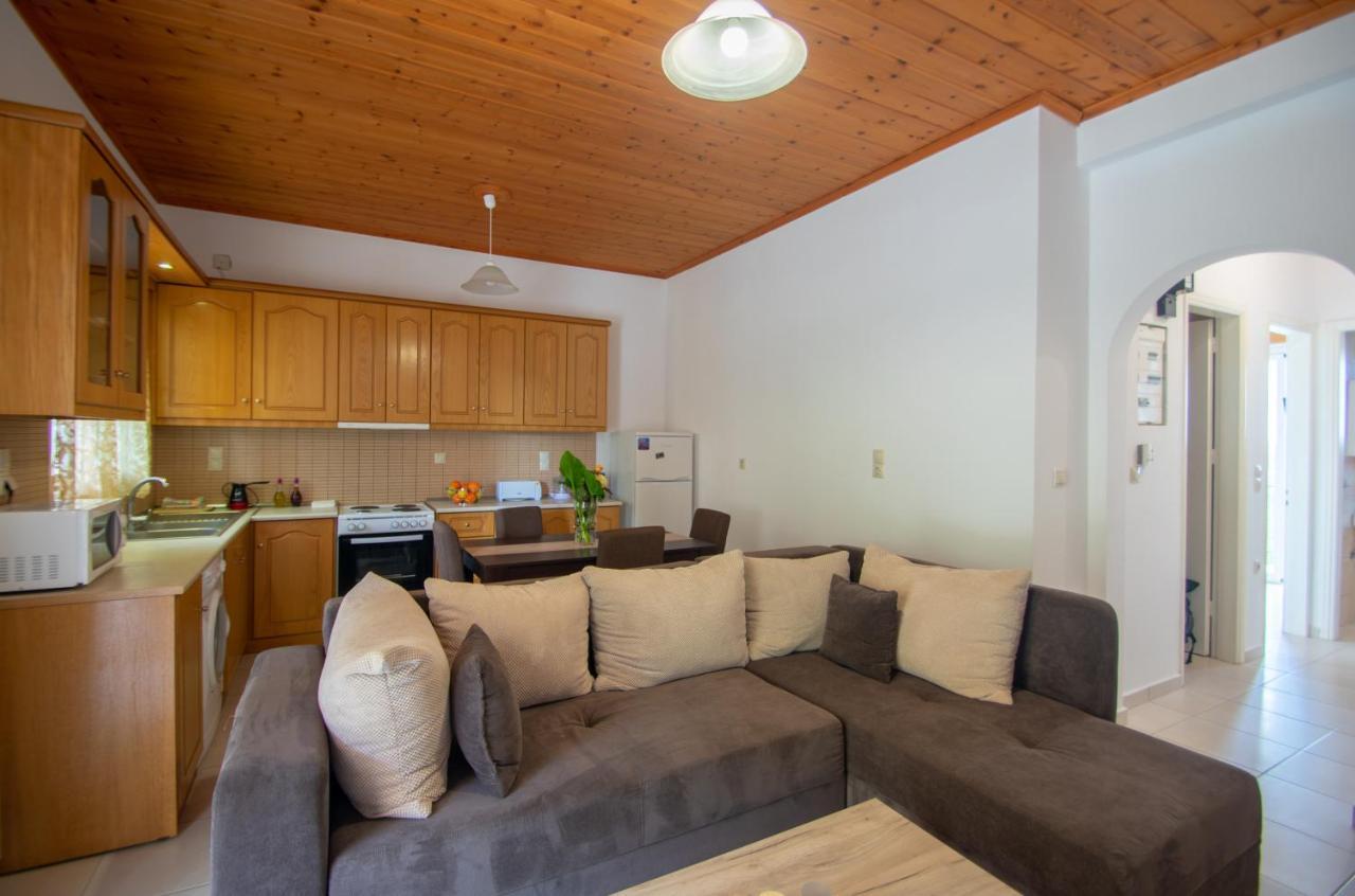 Family Private Homes & Sea View Lithakia  Buitenkant foto