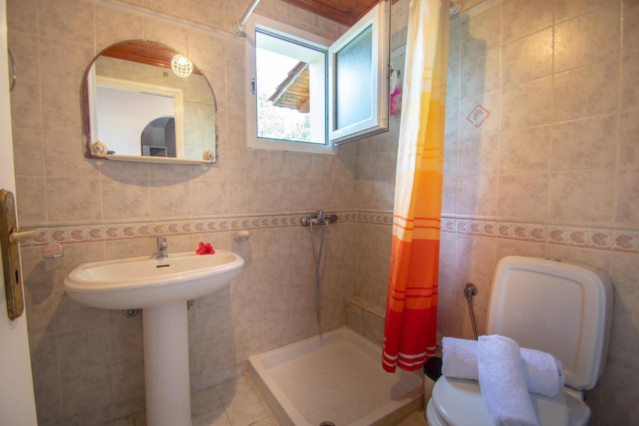 Family Private Homes & Sea View Lithakia  Buitenkant foto